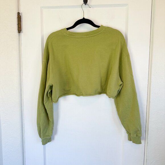 Vitality | Balance Athletica Warm Up Raw‎ Hem Crop Crewneck Sweatshirt Green - Picture 5 of 6